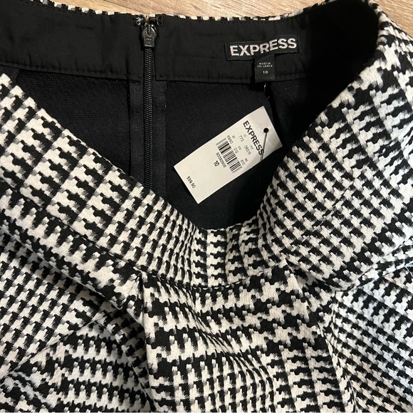 Express houndstooth pleated skirt 10 & collared tank - Picture 2 of 3